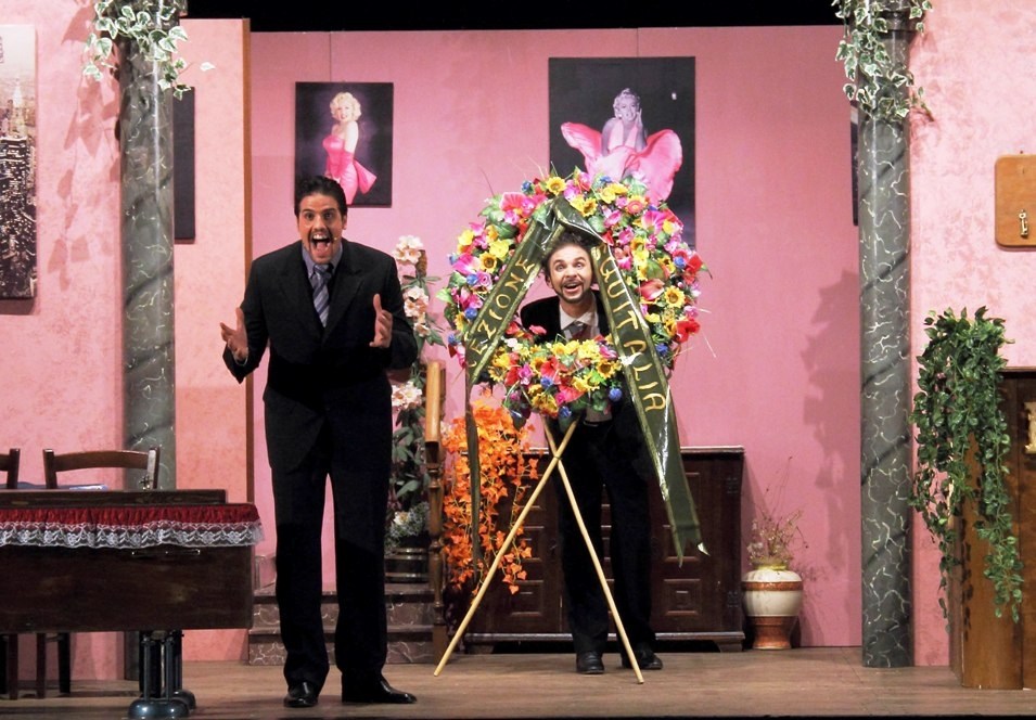 Commedia B&B di sabato di Roberto Mandica al Teatro Siracusa, Nuovo Teatro Aquila