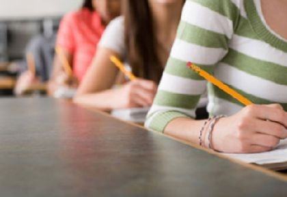 Il professor Domenico Minuto incontra gli studenti dell'istituto Pythagoras di Reggio Calabria