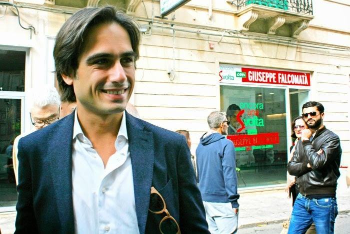 Un bicchiere di sole”: il Sindaco Giuseppe Falcomatà presenta il suo nuovo romanzo a Reggio Calabria.