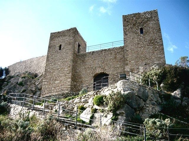 Sopralluogo a Paterriti. Il sindaco Falcomatà verifica il mai ultimato ponte che collega Paterriti con Oliveto e con il castello di Sant’Aniceto